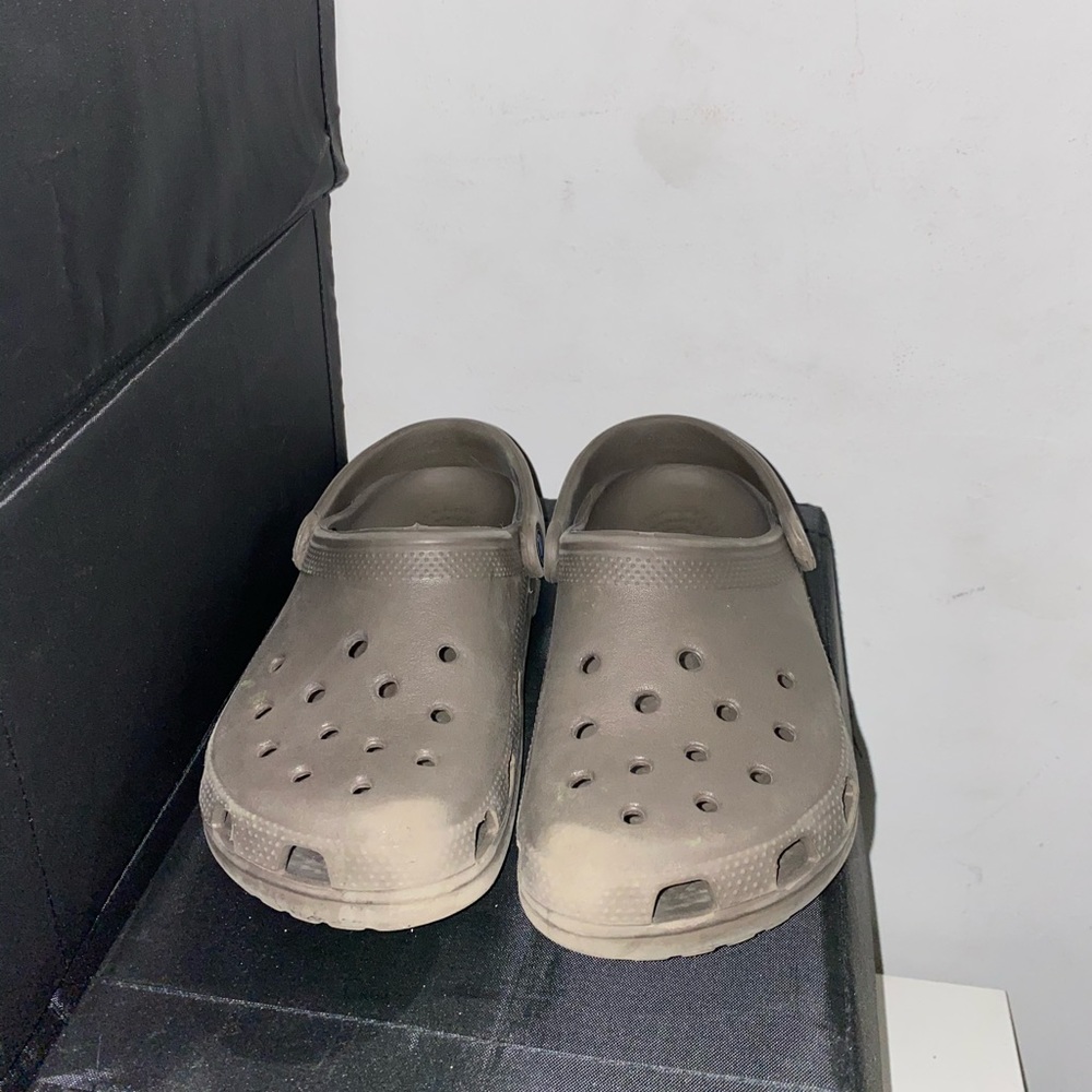 Crocs Unisex Size 5-7